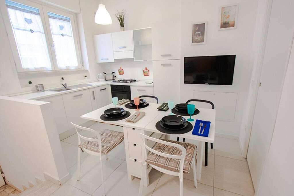 Ferienwohnung Moderno E Accogliente Bilocale Pascoli San Benedetto del Tronto Exterior foto